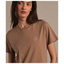 ELSK - Women's Round Logo Emb Essential Tee - T-shirt -Tée-shirts Soldes elsk womens round logo emb essential tee t shirt detail 3