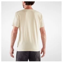 Fjällräven - 1960 Logo - T-shirt 9 Fjällräven - 1960 Logo - T-shirt -Tée-shirts Soldes fjaellraeven 1960 logo t shirt detail 4