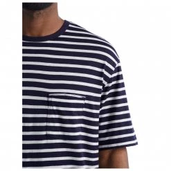 Icebreaker - Granary S/S Pocket Tee Stripe - T-shirt en laine mérinos 10 Icebreaker - Granary S/S Pocket Tee Stripe - T-shirt en laine mérinos -Tée-shirts Soldes icebreaker granary s s pocket tee stripe t shirt en laine merinos detail 5