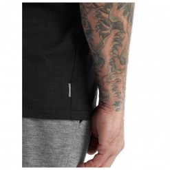 Icebreaker - Tech Lite II S/S Tee Sheep Dog - T-shirt en laine mérinos -Tée-shirts Soldes icebreaker tech lite ii s s tee sheep dog t shirt en laine merinos detail 4