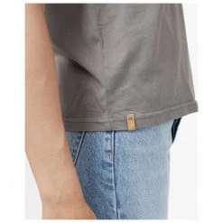 Tentree - Women's Natural Dye T-Shirt - T-shirt -Tée-shirts Soldes tentree womens natural dye t shirt t shirt detail 4