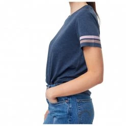 Tentree - Women's Retro Stripes T-Shirt 7 Tentree - Women's Retro Stripes T-Shirt -Tée-shirts Soldes tentree womens retro stripes t shirt detail 3