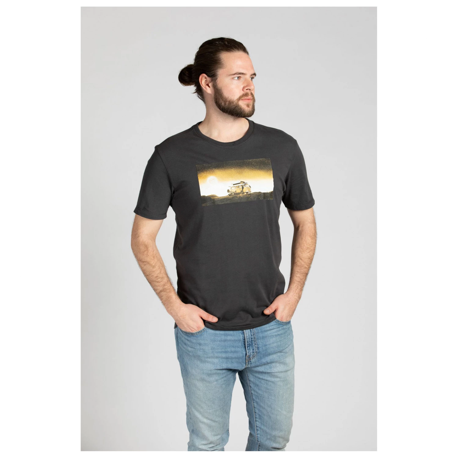 Van One - Bulliversum - T-shirt 6 Van One - Bulliversum - T-shirt – Image 6